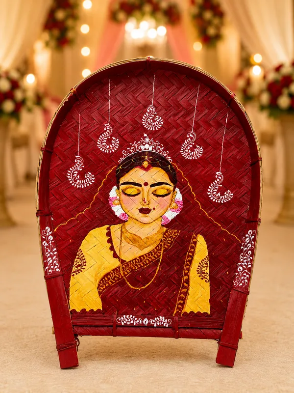 Zevastra_Multicolor_Bamboo_Bengali_Bride_Painted_Arched_Winnowing_Tray