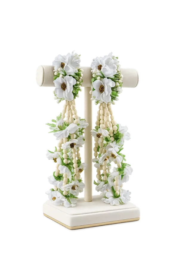 White_Polyester_Floral_Artificial_Flower_Bangles_For_Women
