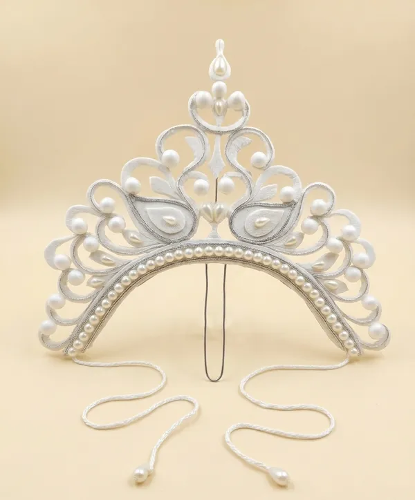 White_Shola_Peacock_Bridal_Tiara_Mukut_For_Women