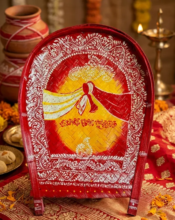 Multicolor_Bamboo_Floral_Bengali_Script_Winnowing_Tray