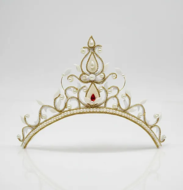 White_Shola_Crown_Scrollwork_Pearl_Bridal_Mukut_For_Women