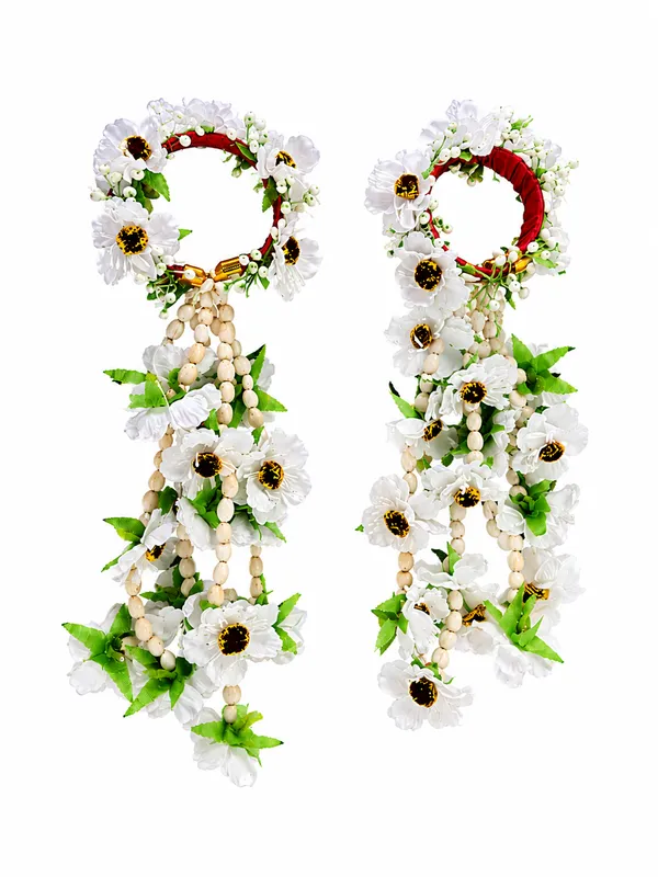 White_Polyester_Floral_Artificial_Flower_Bangles_For_Women