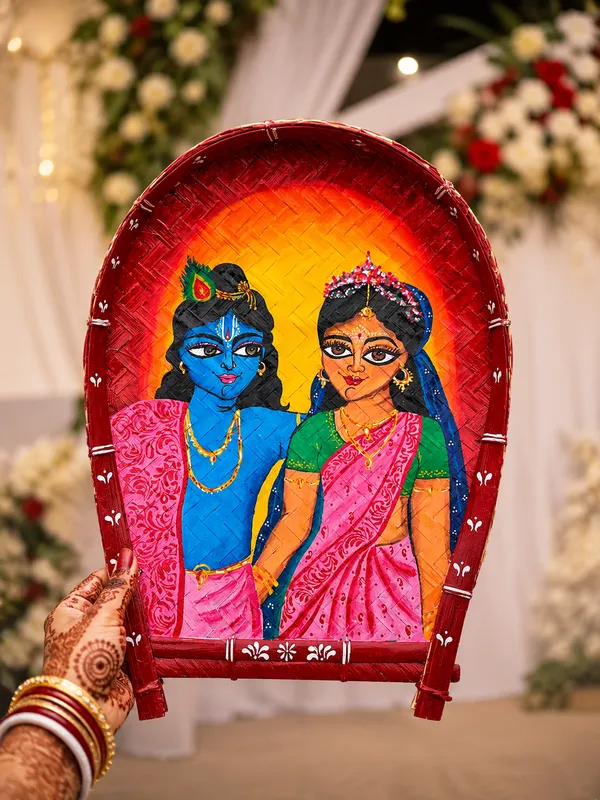Bamboo_Multicolor_Radha_Krishna_Painted_Winnowing_Tray