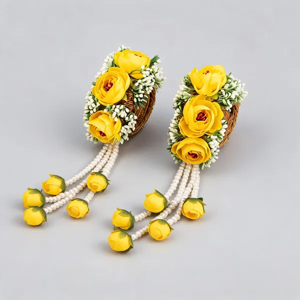 Yellow_Polyester_Festive_Artificial_Flower_Bangles_For_Women