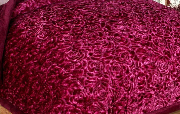 __Winter_Quilt_480_Gsm_Double_Bed_Plush_Down_Alternative_Microfiber_Filled,_Violet