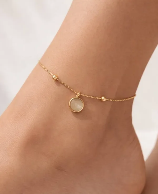 Golden_Stainless_Steel_Anti_Tarnish_Luna_Anklet_For_Women