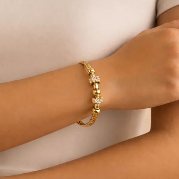 Amara_Kada_Golden_Stainless_Steel_Anti_Tarnish_For_Women
