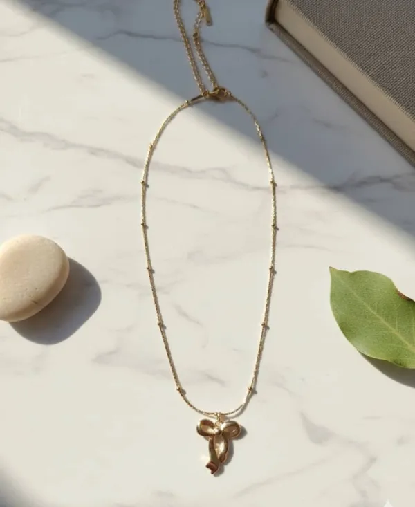 Golden_Stainless_Steel_Anti_Tarnish_Belle_Necklace_For_Women