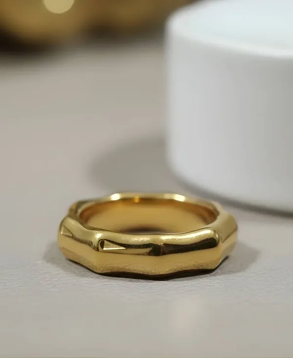Chunky_Band_Ring_For_Women_Golden_Stainless_Steel_Anti_Tarnish