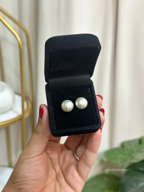 Classic_Pearl_Studs_For_Women