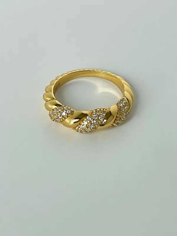 Croissant_Stone_Ring_For_Women