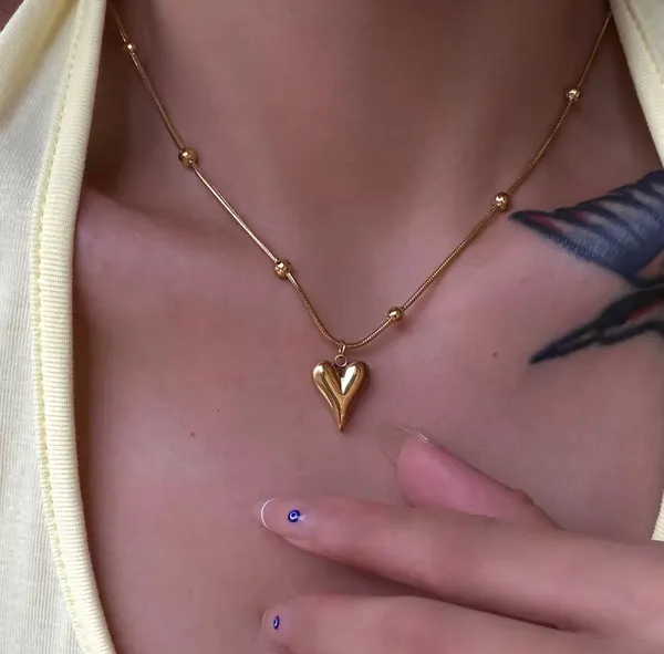 Giselle_Heart_Pendant_For_Women