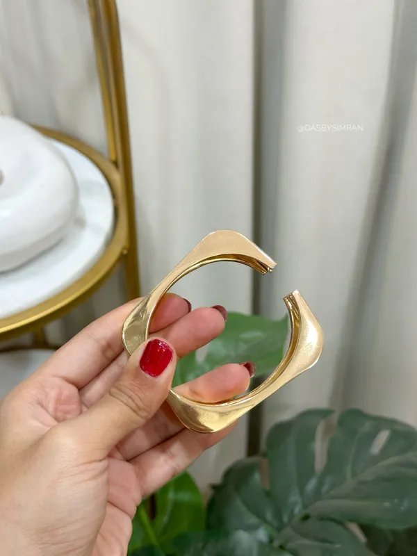 Ivy_Square_Statement_Bracelet_For_Women