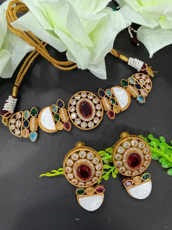 Maroon_Barss_Trendy_Necklace_Set_With_Earrings_For_Women