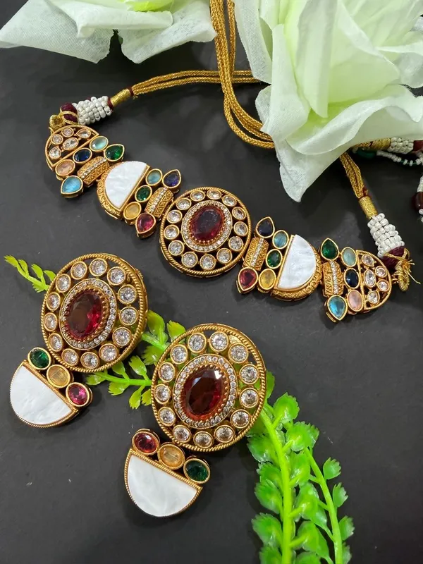 Maroon_Barss_Trendy_Necklace_Set_With_Earrings_For_Women