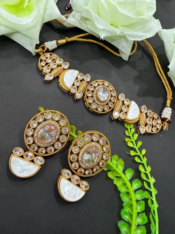 White_Barss_Trendy_Necklace_Set_With_Earrings_For_Women