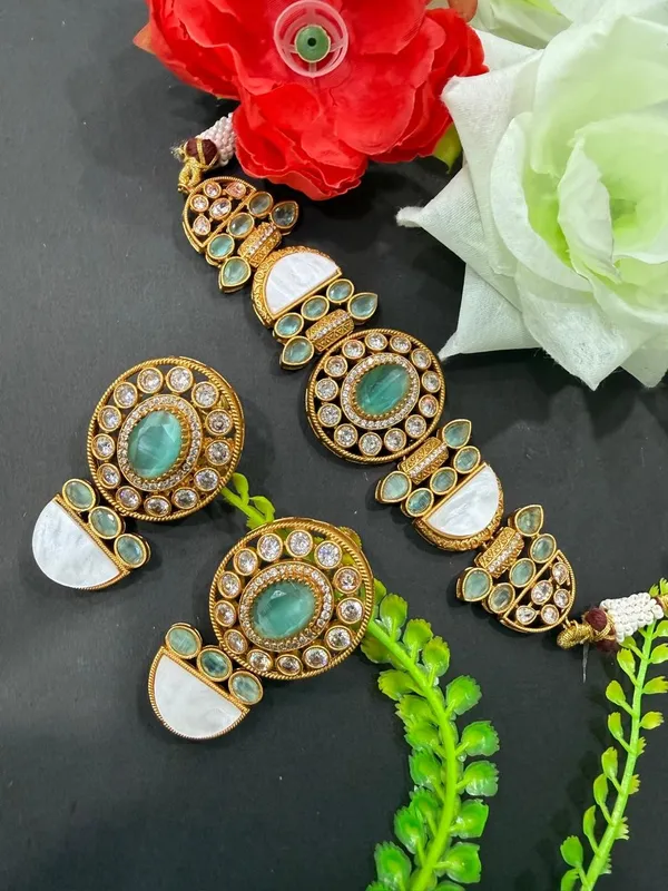 Green_Barss_Trendy_Necklace_Set_With_Earrings_For_Women