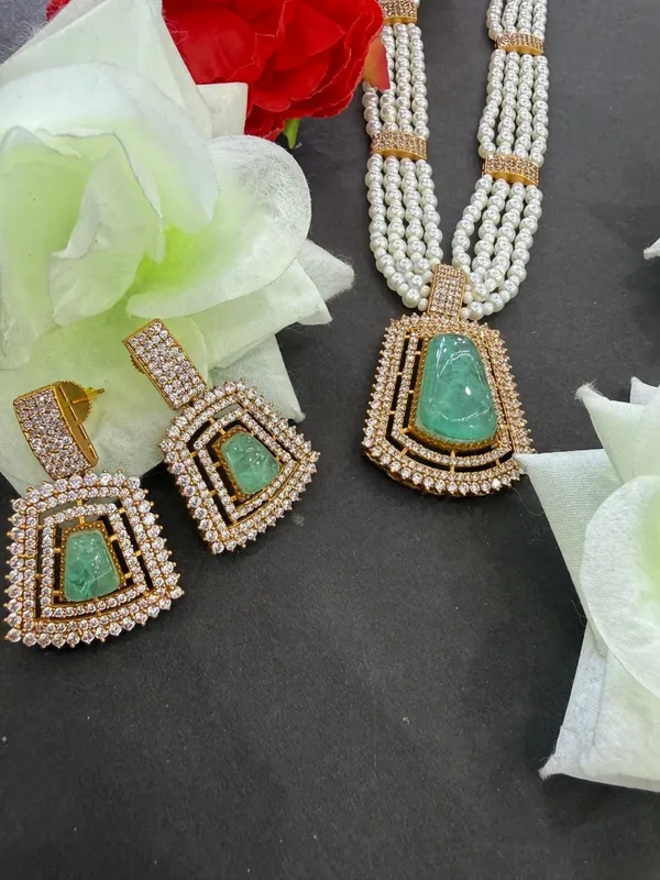 Green_Barss_Trendy_Necklace_Set_With_Earrings_For_Women