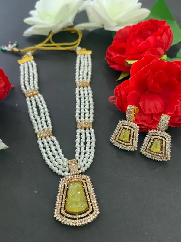 Yellow_Barss_Trendy_Necklace_Set_With_Earrings_For_Women
