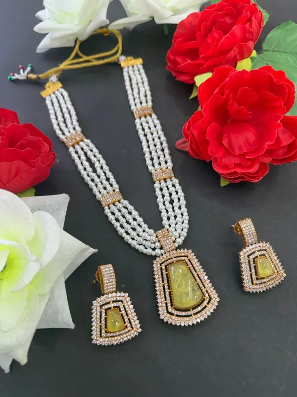 Yellow_Barss_Trendy_Necklace_Set_With_Earrings_For_Women