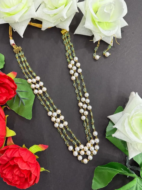 Mint_Green__Classic_Gold_Finish_Beads_White_Pearl_Traditional_Mala_Necklace_For_Women