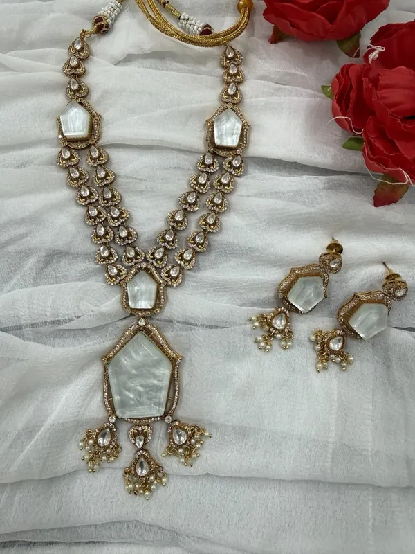 White_Star_Design_Antique_Piece_Stone_Long_Necklace_&_Earring_Set_For_Women