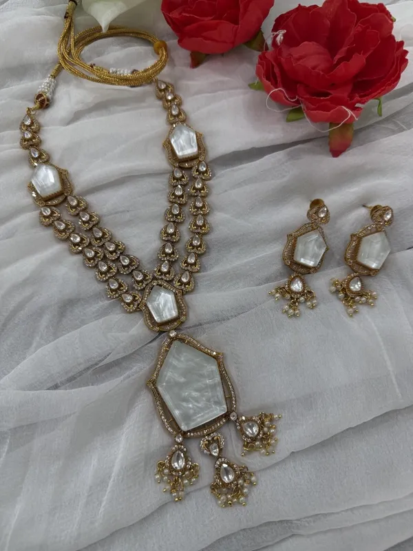 White_Star_Design_Antique_Piece_Stone_Long_Necklace_&_Earring_Set_For_Women