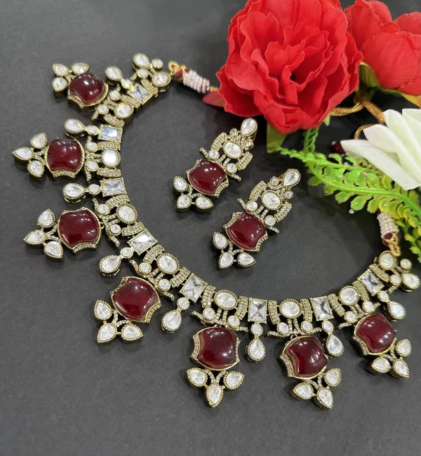Brown_Apple_Design_Antique_Piece_Stone_Necklace_&_Earring_Set_For_Women