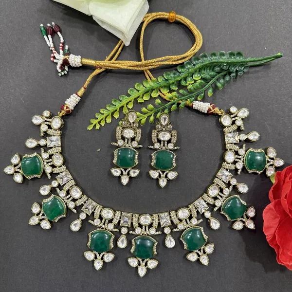 Green_Apple_Design_Antique_Piece_Stone_Necklace_&_Earring_Set_For_Women