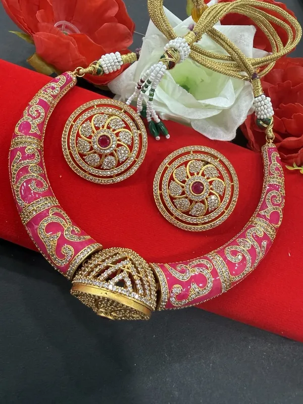 Royal_Pink_Enamel_Choker_Necklace_Set_with_Stud_Earrings_For_Women