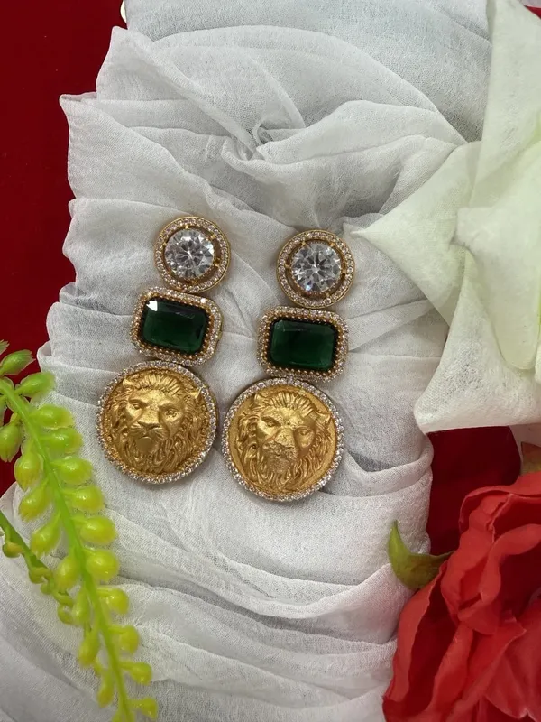 Green_Luxury_Lion_Face_Coin_with_Emerald_Stone_Earrings__For_Women