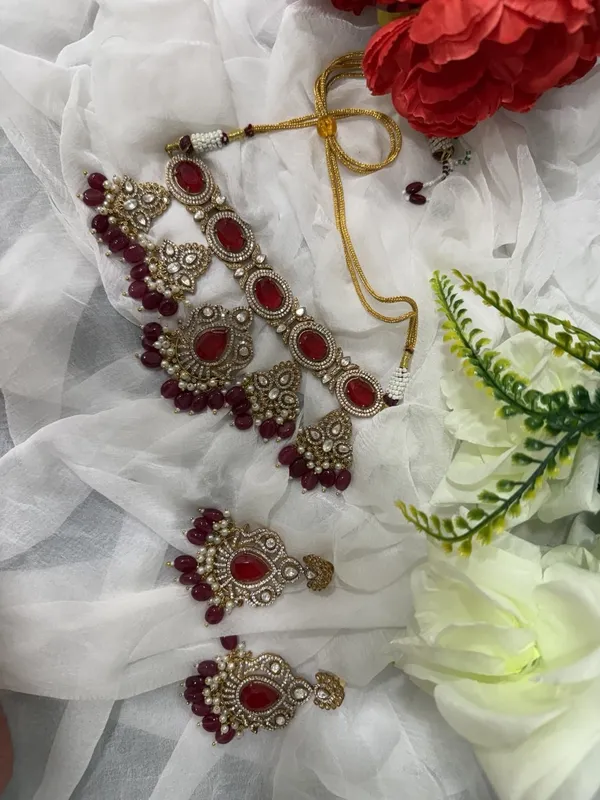 Red_Jalak_Design_Kundan_Stone_Necklace_&_Pearl_Drops_Earring_Set_For_Women