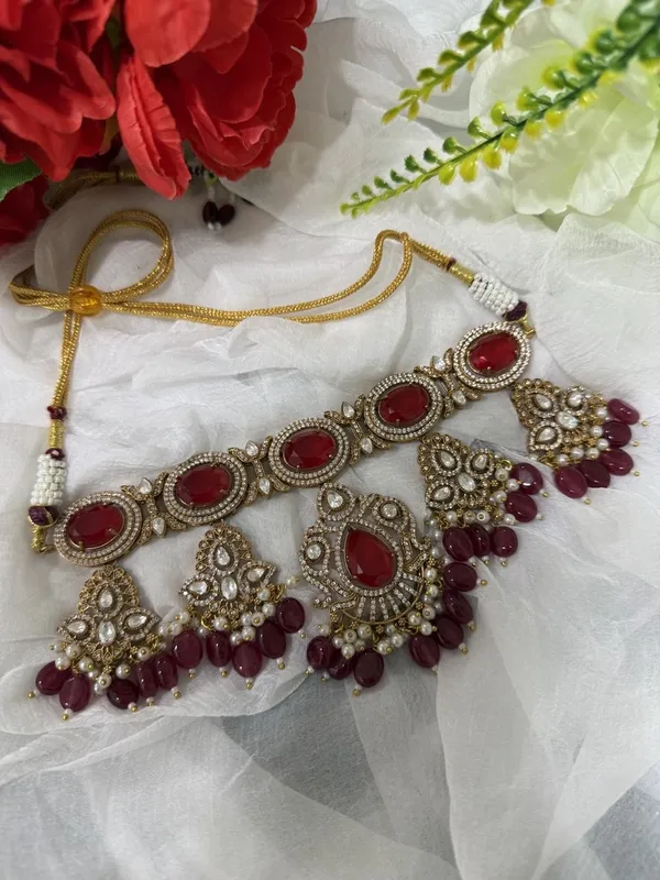 Red_Jalak_Design_Kundan_Stone_Necklace_&_Pearl_Drops_Earring_Set_For_Women