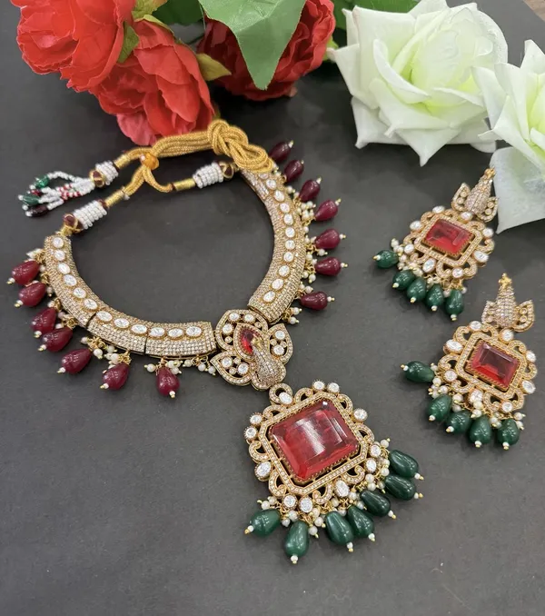 Red_Traditional_Stone_Kundan_Choker_Set_with_Green_Bead_Drops_For_Women