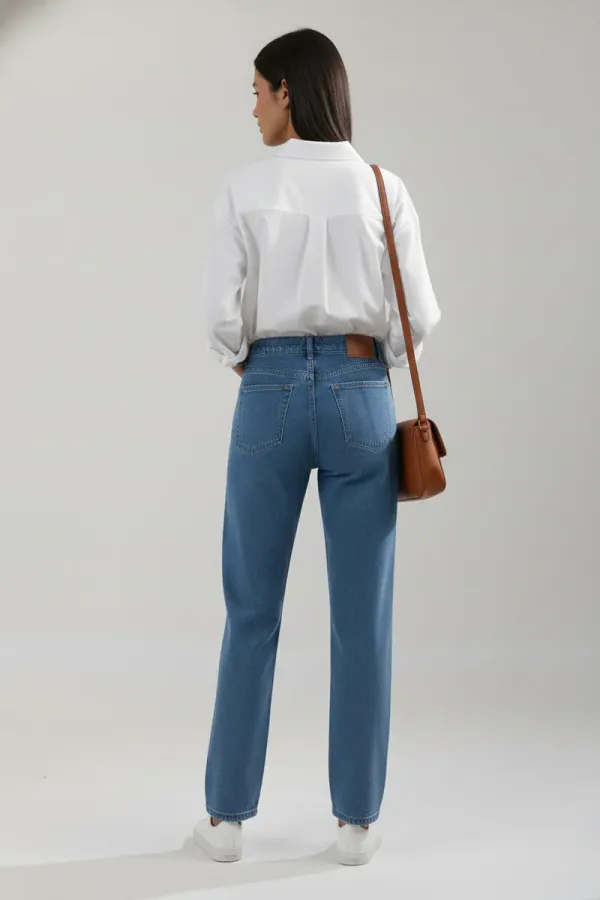 Classic_High_Rise_Straight_Fit