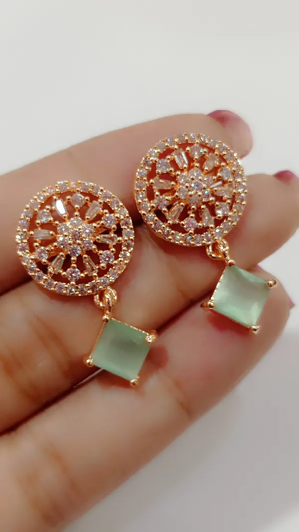 Pista_Green_Cubic_Zirconia_Circle_Earrings