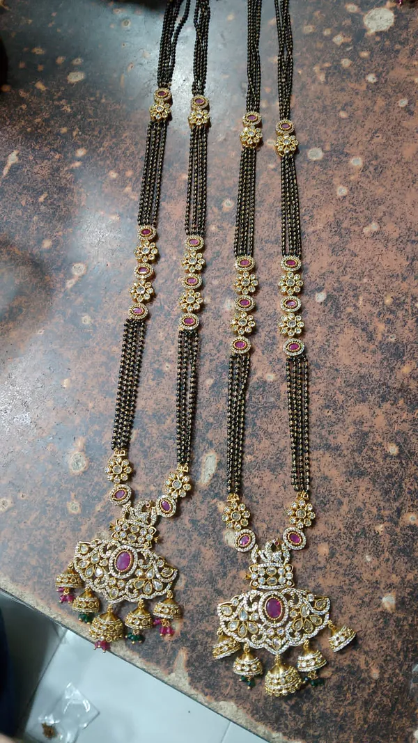 Royal_Design_Long_Mangalsutra_For_Women
