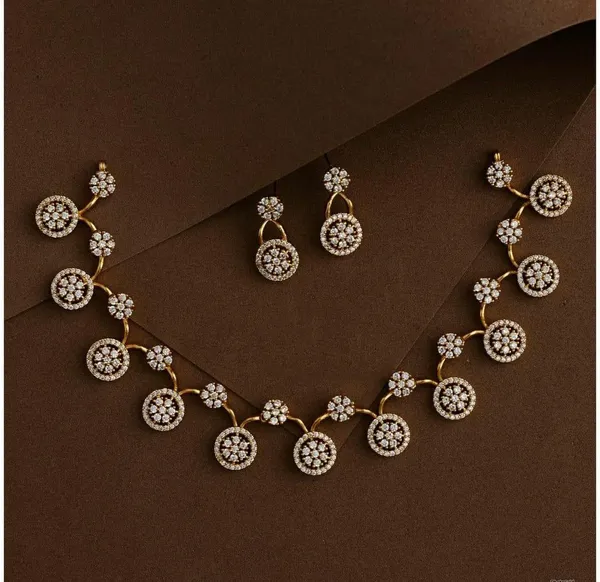 American_Diamond_Round_Flower_Necklace_For_Women