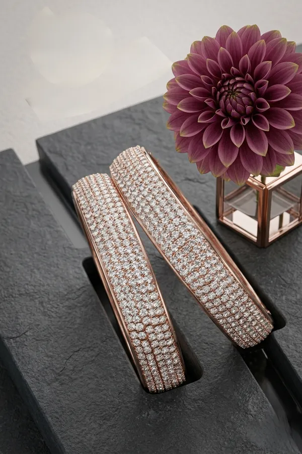 Rose_Gold_Diamond_Design_Bangles_For_Women