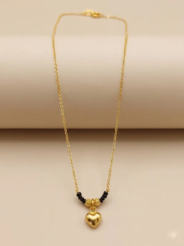 Anamika_Heart_Pendant_Mangalsutra_For_Women