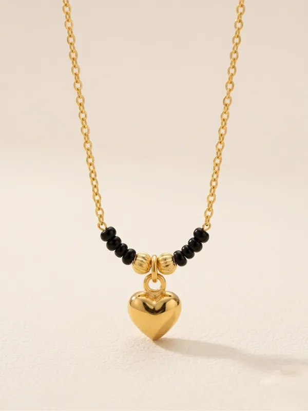 Anamika_Heart_Pendant_Mangalsutra_For_Women