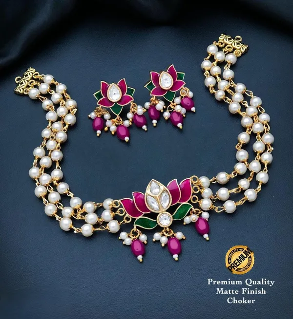 Lotus_Choker