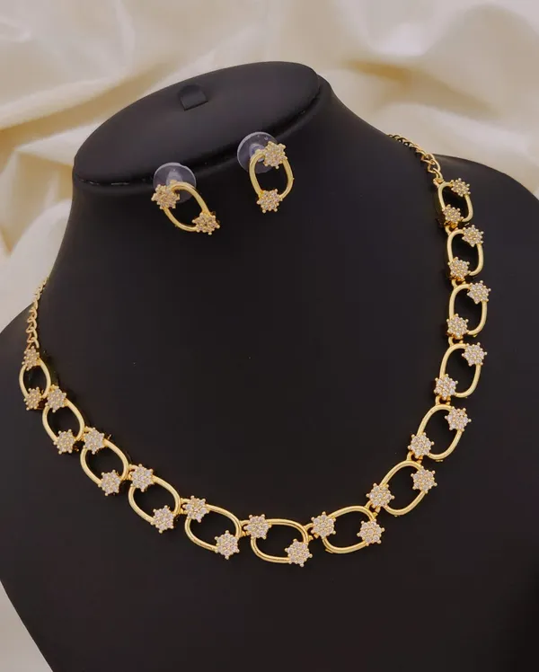 Luxury_Gold_Finish_CZ_Party_Wear_Necklace_Set_for_Women