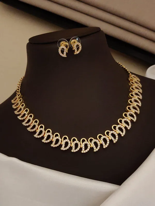 Minimalist_Necklace