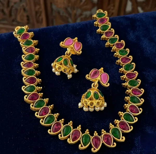 Multicolor_Kuhiri_Stone_Necklace_For_Women