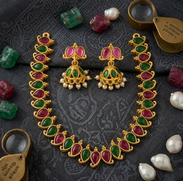 Multicolor_Kuhiri_Stone_Necklace_For_Women