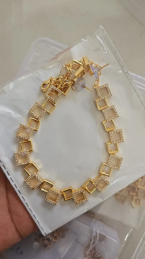Premium_Necklace_