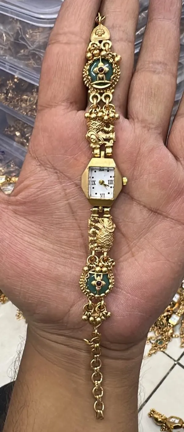 Rajwadi_Matt_Finish_Watch
