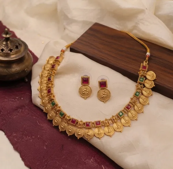 Ruby_and_Emerald_Temple_Coin_Necklace_Set