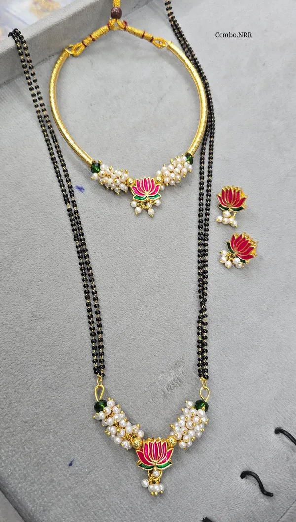 The_Crimson_Petal_Collection